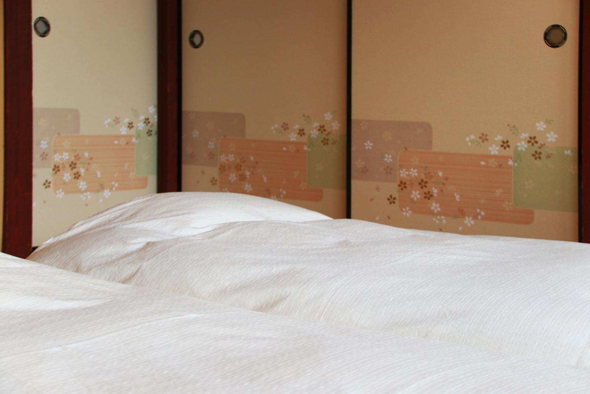 龍助２５ Hotel โคมัตสึ ภายนอก รูปภาพ