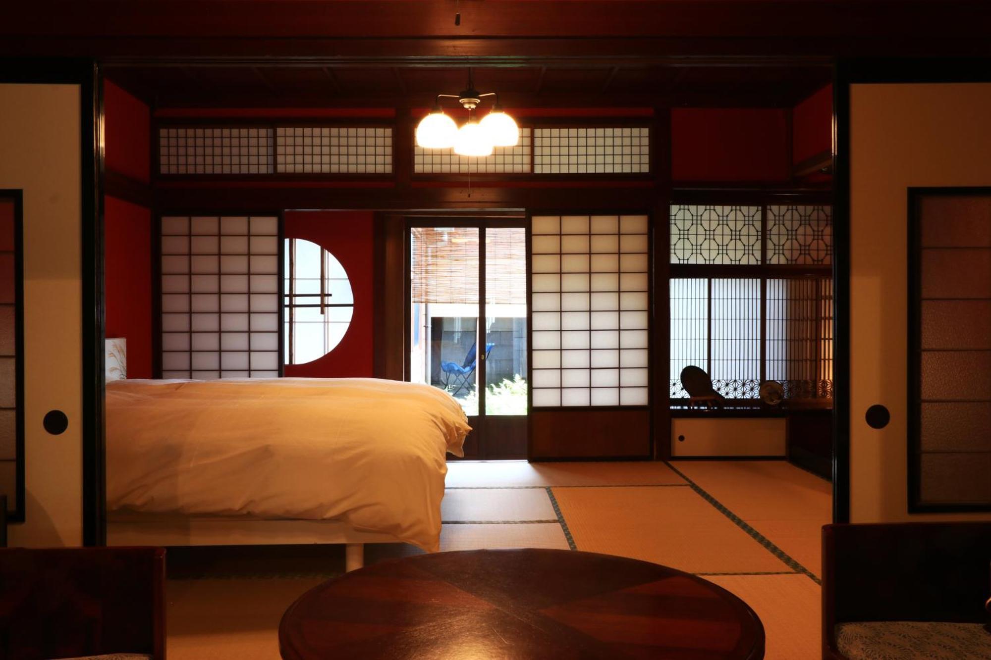 龍助２５ Hotel โคมัตสึ ภายนอก รูปภาพ